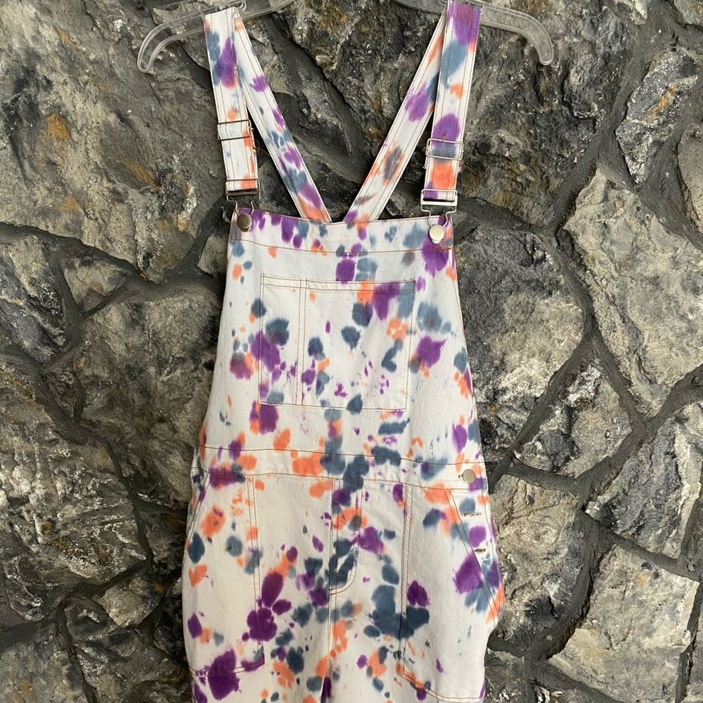⛔️SOLD⛔️1 of a kind overalls! Halloween inspired!